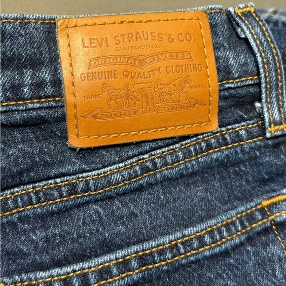 Levi’s Wedgie Straight Ankle Dark Wash Jeans - Picture 9 of 14